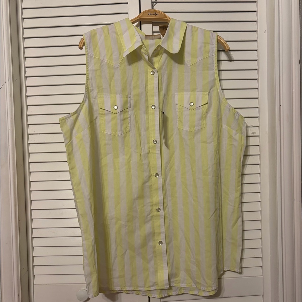 NWT Wranglers Sleeveless Button-Front Striped Shirt - Yellow & White